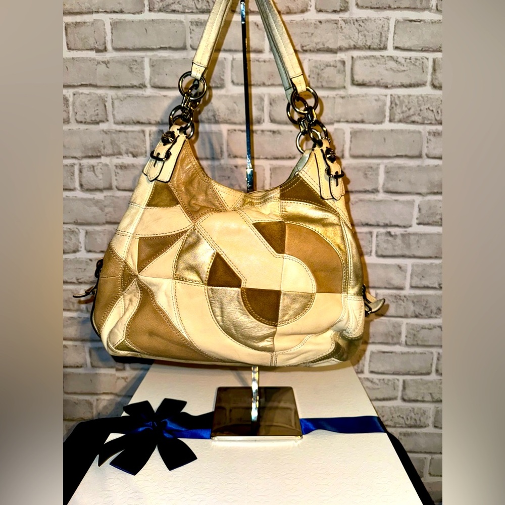 Coach Signature 16327 Mia Maggie Inlaid C Hobo Patchwork Leather Bonus dust BAG!